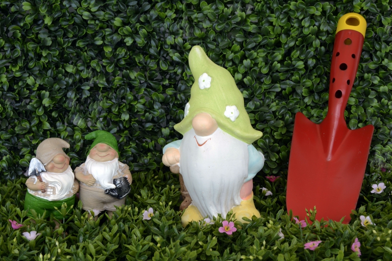 jardinerie-VENCE-min_garden-gnome-1404358